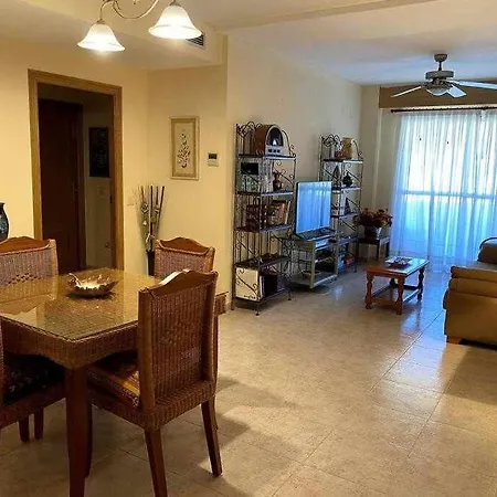 Apartamento Precioso En Urb Puerto Con A/c *