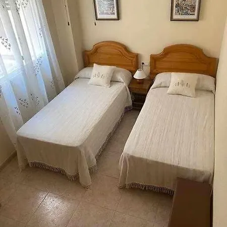 Apartamento Precioso En Urb Puerto Con A/c Dénia